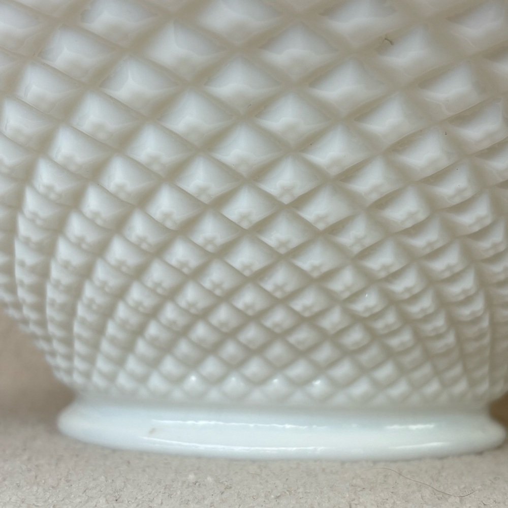 Vintage Milk Glass Large Decorative Bowl White Diamond Cut Pattern Round VTG - Picture 4 of 11